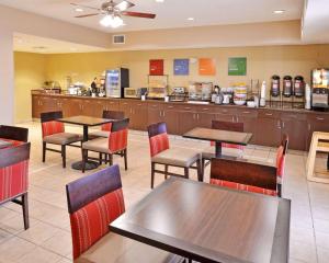Un restaurant sau alt loc unde se poate mânca la Comfort Inn Fountain Hills - Scottsdale