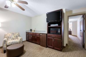 Afbeelding uit fotogalerij van Quality Inn & Suites Mountain Home North in Mountain Home