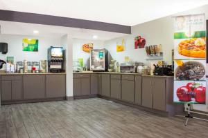 Gallery image of Quality Inn Benson I-10 Exit 304 in Benson