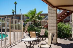 Gallery image of Quality Inn & Suites Phoenix NW - Sun City in Youngtown