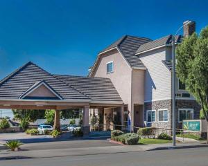 a large house with a gazebo at Quality Inn Rosemead-Los Angeles in Rosemead