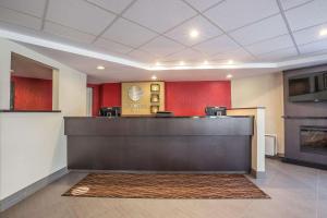 a lobby with a reception desk in a hospital at Comfort Inn Pickering in Pickering