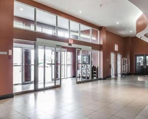 Ảnh trong thư viện ảnh của Comfort Hotel Airport North ở Toronto