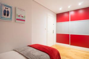 Łóżko lub łóżka w pokoju w obiekcie Sausalito - Iberorent Apartments