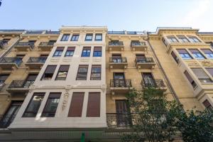 Budynek, w którym mieści się apartament