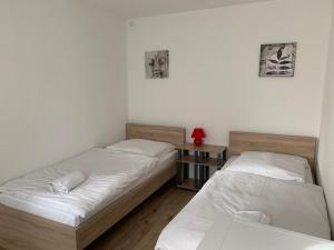 Fotografie z fotogalerie ubytování AB Apartment - Zimmer mit Gemeinschaftsräumen in Uhingen v destinaci Uhingen