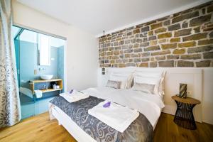 MEMENTO B&B Piran客房内的一张或多张床位