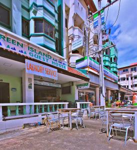 Galeriebild der Unterkunft Green Island Guesthouse in Karon Beach