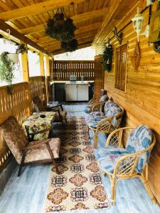 Gallery image of Casa de Vacanta Geoagiu de Sus in Geoagiu de Sus +19 photos