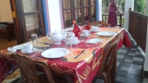 A restaurant or other place to eat at Sun View Resort Kithalella