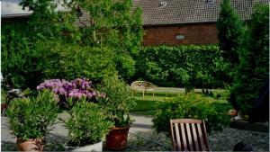 Zahrada ubytování Landhof Liebsch, mit Pool und Sauna