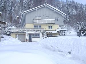 布雷根茨的住宿－勒策公寓酒店，相簿中的一張相片