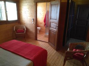 Ένα ή περισσότερα κρεβάτια σε δωμάτιο στο Casa Rural La Dehesa De Toledo