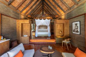 Гостиная зона в Six Senses Fiji
