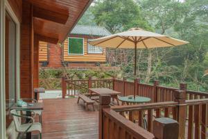 Balkón nebo terasa v ubytování Xitou Star Homestay