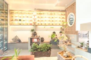 桂林Zen Tea House Elephant Trunk Hill Park船舍茶椐象山店的相册照片
