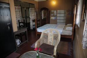 Postel nebo postele na pokoji v ubytování Ram Bhawan Residency