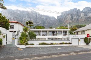 Gallery image of 61 on Camps Bay in Cape Town