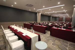 Ärikülastajate ala ja/või konverentsiruum majutusasutuses Cosy private suite 2BR 591 Nexus USJ Shah Alam