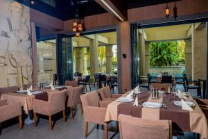A restaurant or other place to eat at Argisht Partez Hotel ALL INCLUSIVE and beach