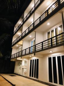 Balkon oz. terasa v nastanitvi OCEAN EDGE HIKKA