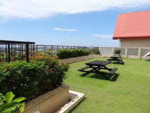 Zahrada ubytování Hedges Court Res-2 Room 3 Beds 3 Bath 104 sqm Spacious Apartment