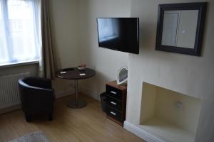 Gallery image of Home From Home in Bristol