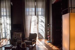 Posezení v ubytování CoolRooms Palacio Villapanés 5 GL
