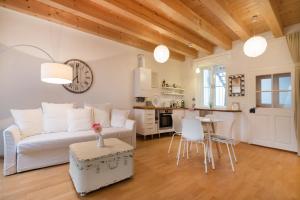 Kuchyň nebo kuchyňský kout v ubytování Sunny Apartments Vienna