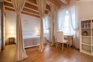 Postel nebo postele na pokoji v ubytování Sunny Apartments Vienna