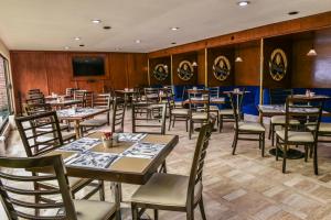 ห้องอาหารหรือที่รับประทานอาหารของ Hotel Oliver Inn Toluca