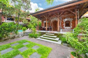 Gallery image of Simpang Inn Hotel in Legian