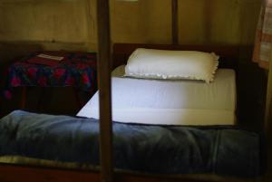 Llit o llits en una habitació de Forest Hideaway Resort Pvt Ltd