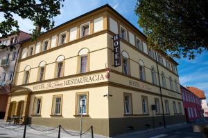 ソブトカにあるHotel Pod Jeleniemのギャラリーの写真 +49枚の写真