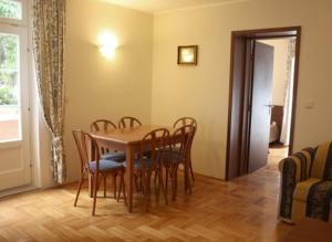 Et opholdsområde på Apartment Teresa + 13 billeder