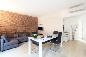 Ruang duduk di Riverside Toulouse (Harmony)