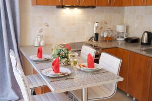 Gallery image of Helenas apartment in Razáta