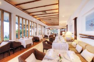 Cape Panwa Hotel Phuket的休息区