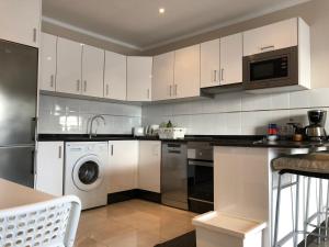 Kuchnia lub aneks kuchenny w obiekcie Apartment Layla