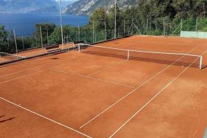 Съоражения за тенис и/или скуош в/до Appartamento Morena или наблизо