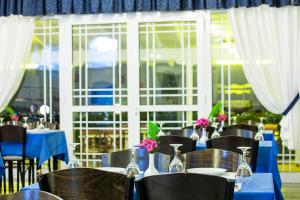 Restaurace v ubytování Xenios Port Marina Hotel