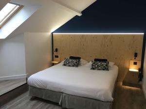 Postel nebo postele na pokoji v ubytování Best Western Bridge Hotel Lyon East