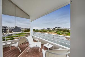 Balkón nebo terasa v ubytování Miramar La Cigale Hotel Thalasso & Spa