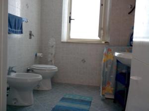 Kylpyhuone majoituspaikassa villa Maria