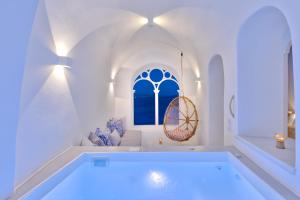 Bazén v ubytování Namaste Suites by Oias Local Cavehouses nebo v jeho okolí
