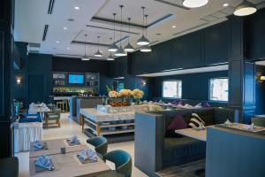 Χώρος καθιστικού στο Serenity Hotel and Spa Kabinburi