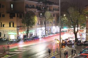 The surrounding neighborhood or a neighborhood close to a vendégházakat