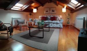 Afbeelding uit fotogalerij van Apartamentos Rurales Casanova in Tapia de Casariego