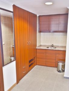 A kitchen or kitchenette at The Green Park Kartepe