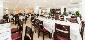 Restaurace v ubytování Globales Los Patos Park